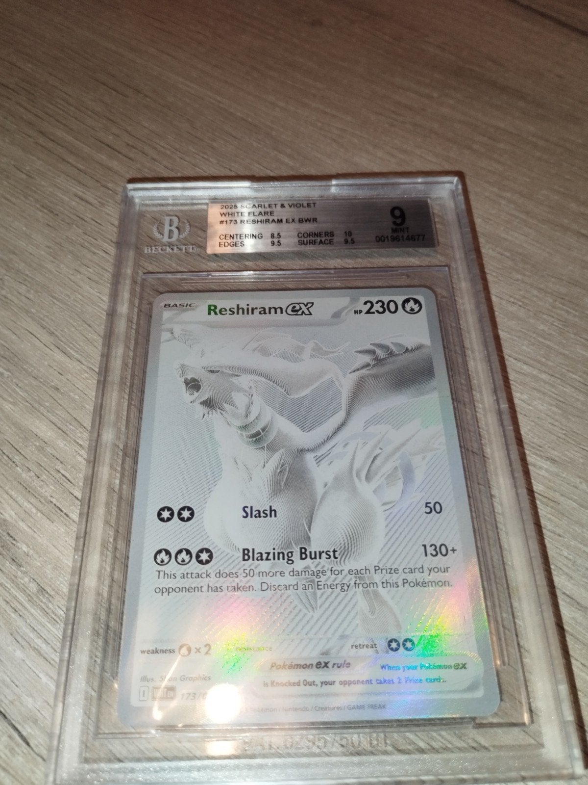 Reshiram Beckett 9 

Mag weg onder de raw prijs . ( Cardmark, Ophalen
