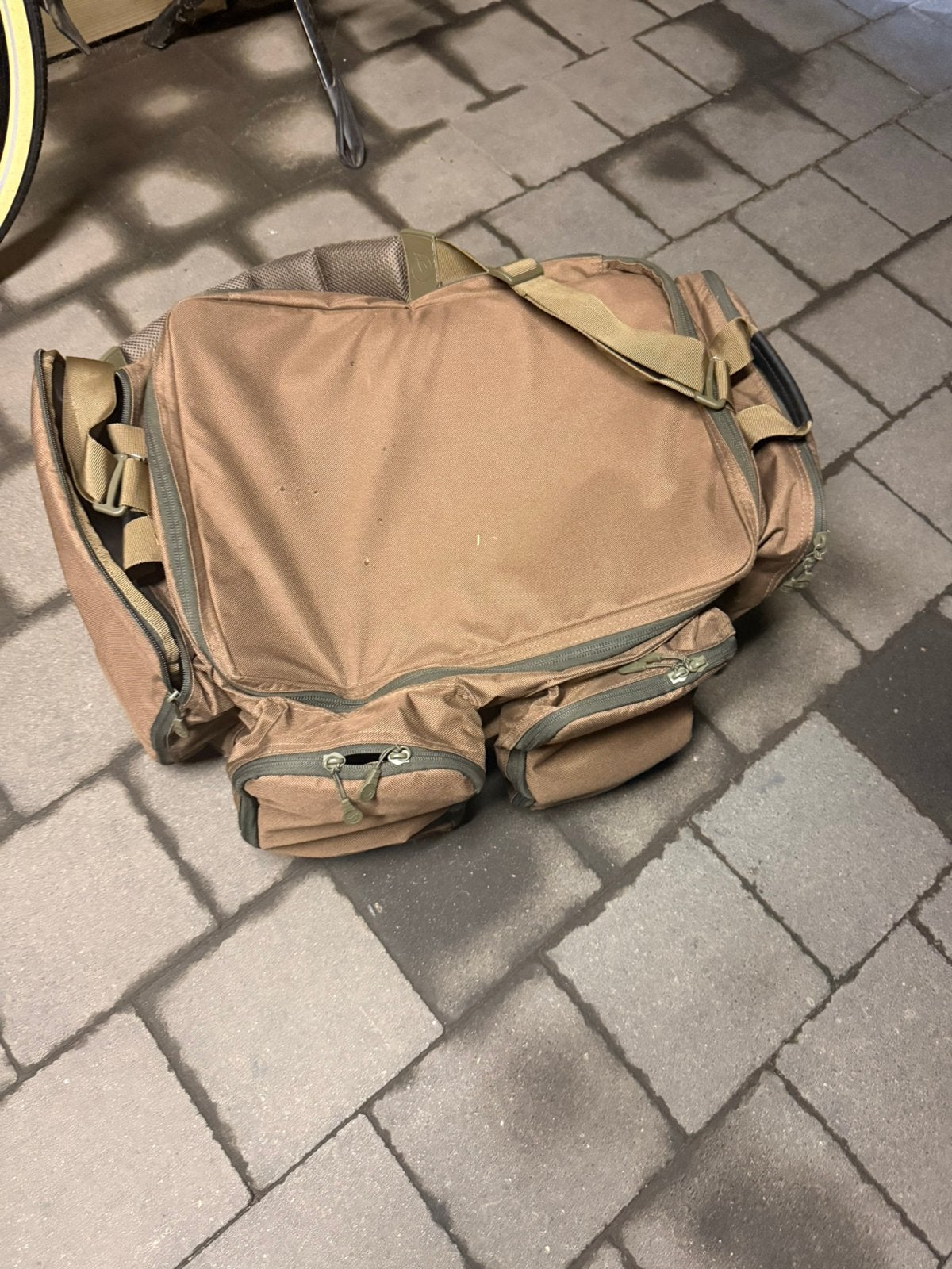 Vistas, paraplu, schepnet, onthaakmat, …., Ophalen, Zo goed als nieuw