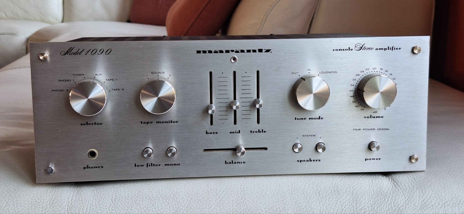 marantz 1090, Envoi, Marantz