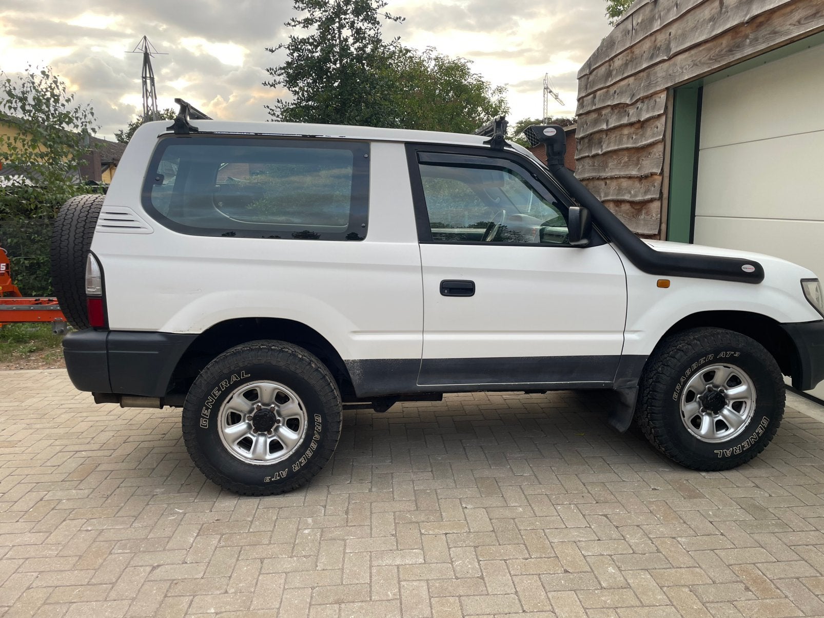 Totota Land Cruiser kzj90 4x4, Stof, 4 cilinders, 2800 kg, Wit