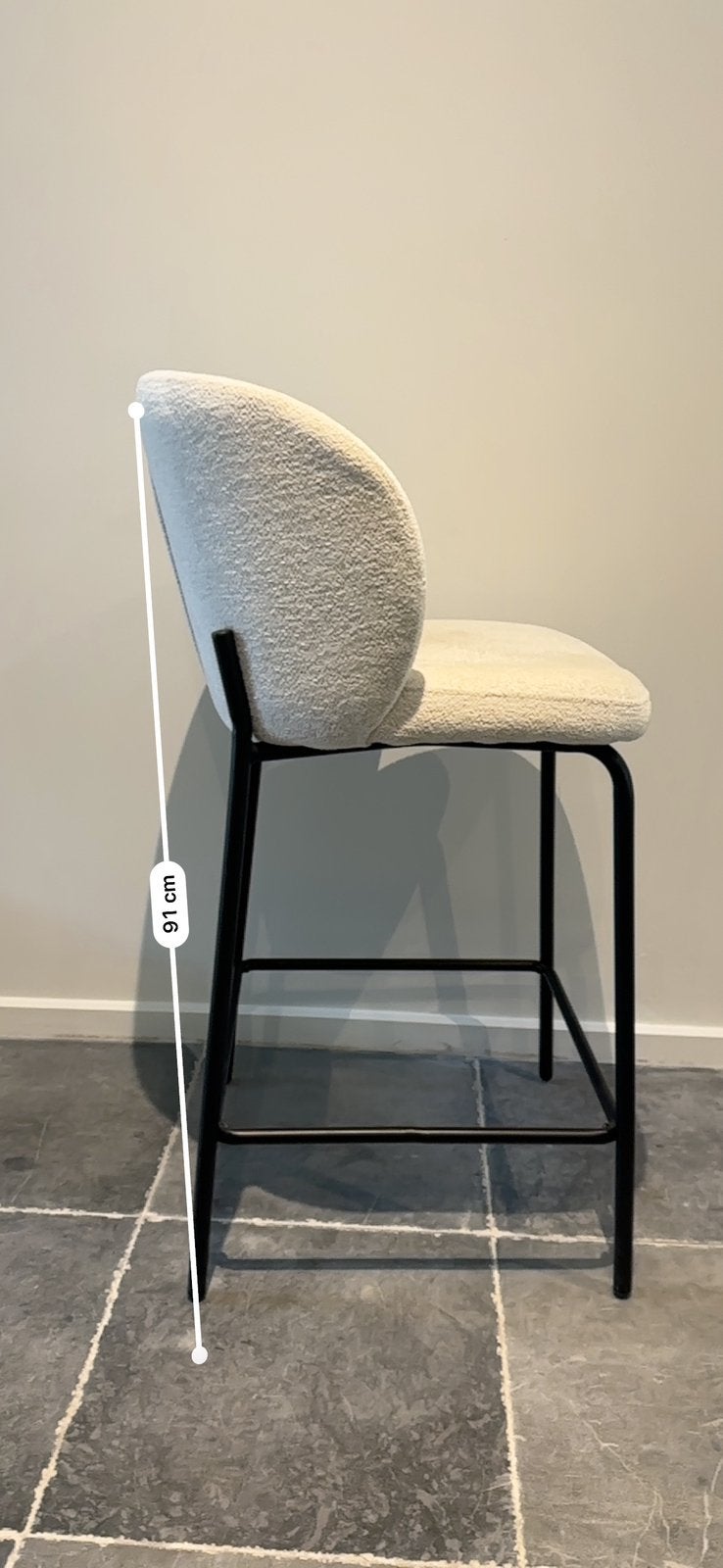 2 x Barstoel Shell ZH65cm - stof - beige, Ophalen, Zo goed als nieuw, Stof