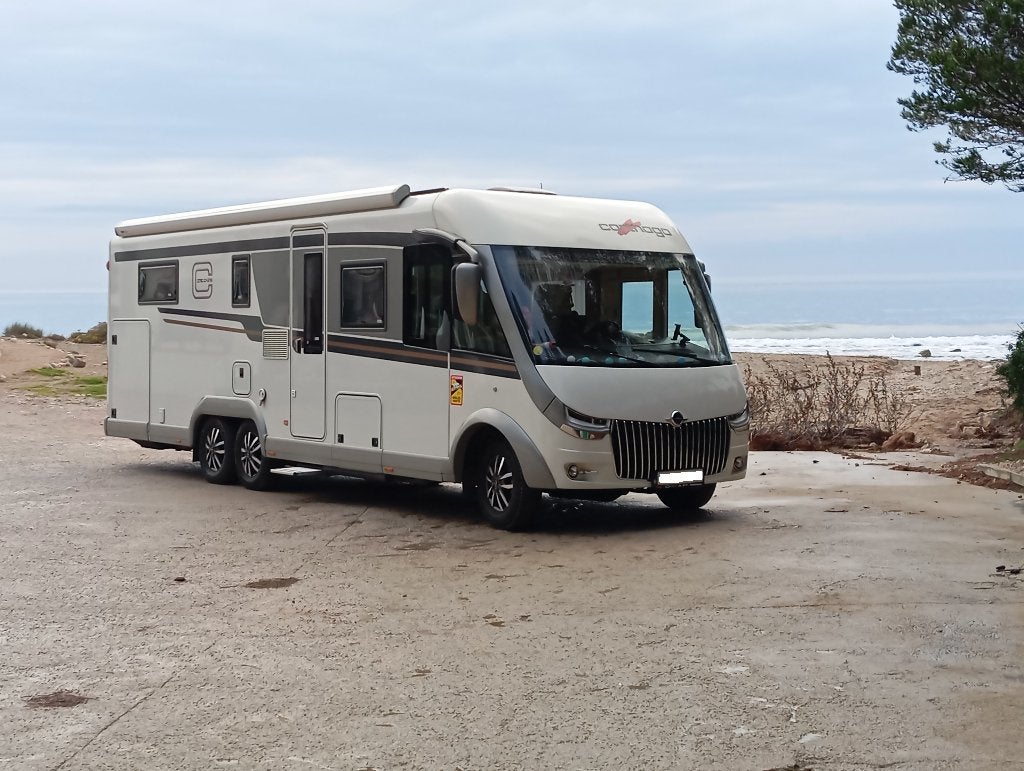 Carthago c line 6.2 XL QB  02/2024, Caravans en Kamperen, Chemisch toilet, Verwarmde buitenspiegels, Antidémarrage, Fiat