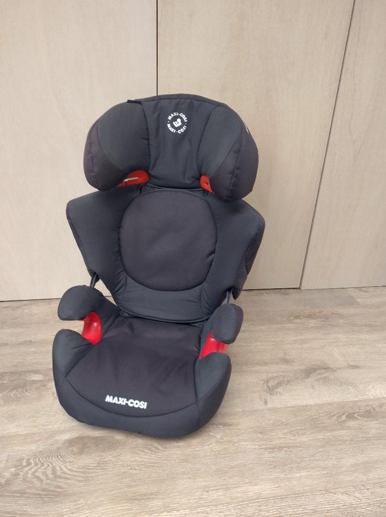 Maxi Cosi Rodi XP met IsoFix, Ophalen, 15 t/m 36 kg, Zo goed als nieuw, Afneembare rugleuning