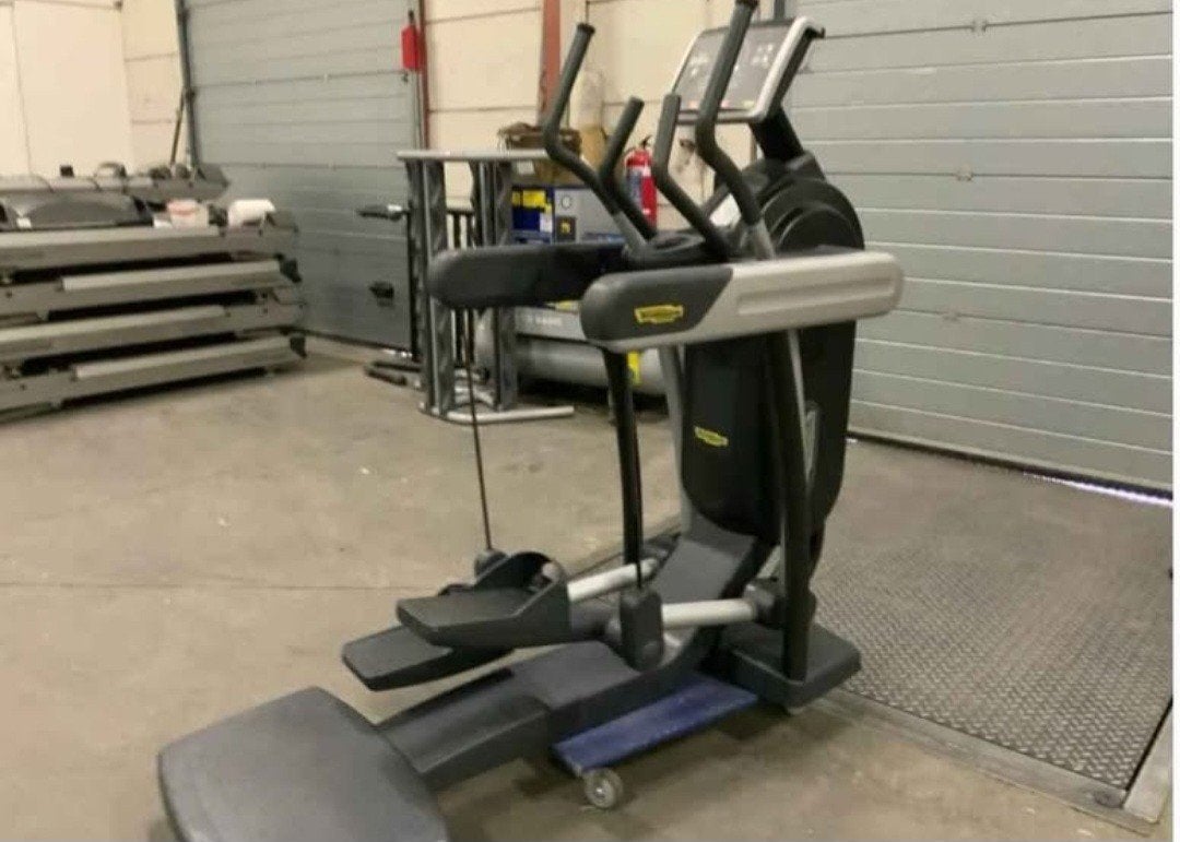 Technogym crosstrainer /weg is weg zeer goede prijs, Enlèvement