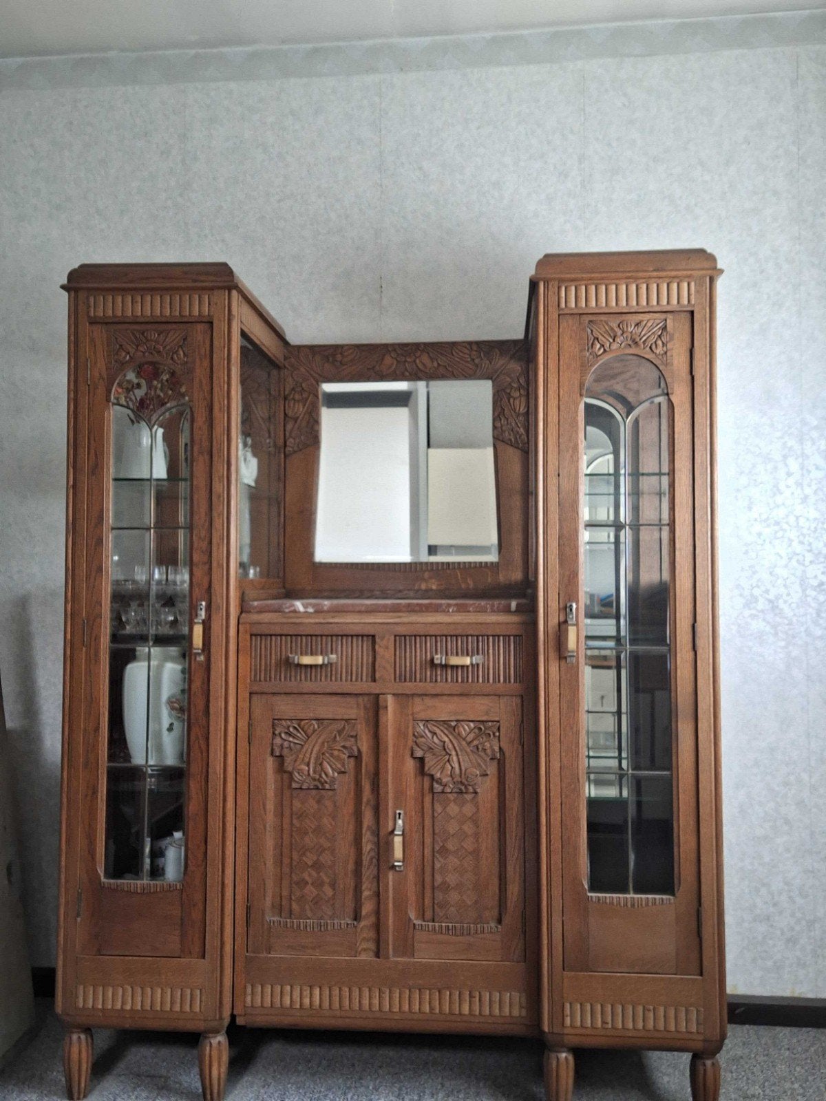 Armoire à fenêtre 1930, Enlèvement