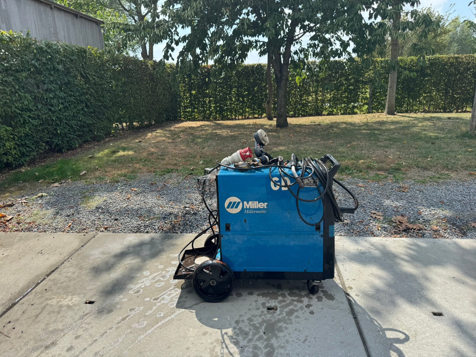 Miller Millermatic 210 met Spool Gun, Ophalen, Gebruikt, 150 tot 250 ampère, CO2