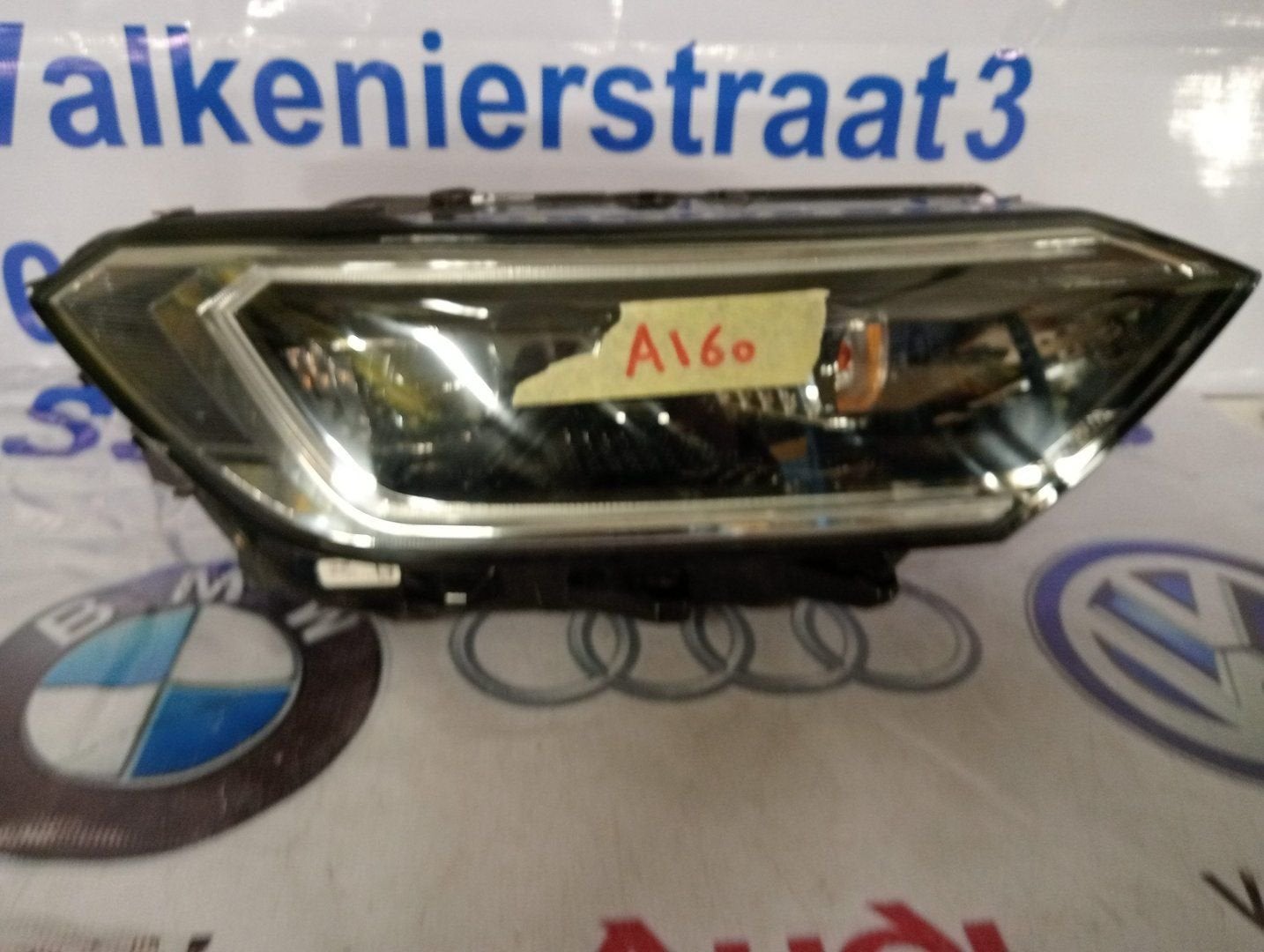 Volkswagen Jetta IV koplampen rechts 17B941036E origineel, Gebruikt, -, Volkswagen, -
