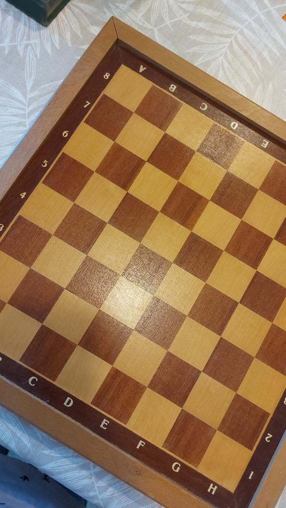 Plateau de jeu d'échecs et de dames, Enlèvement ou Envoi