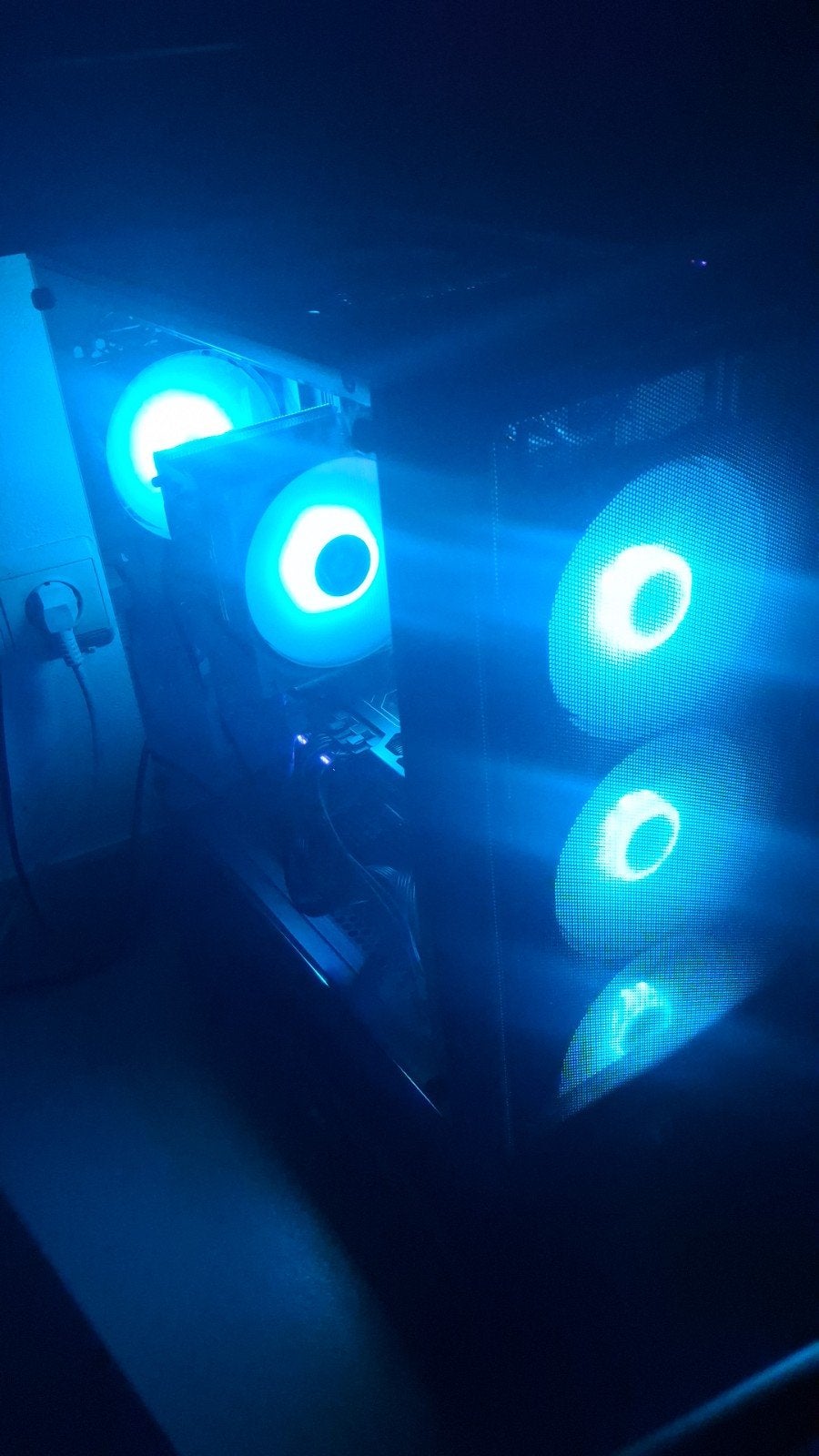Gaming pc 7800x3d + 9070xt ( met garantie ), Ophalen, Gaming, SSD