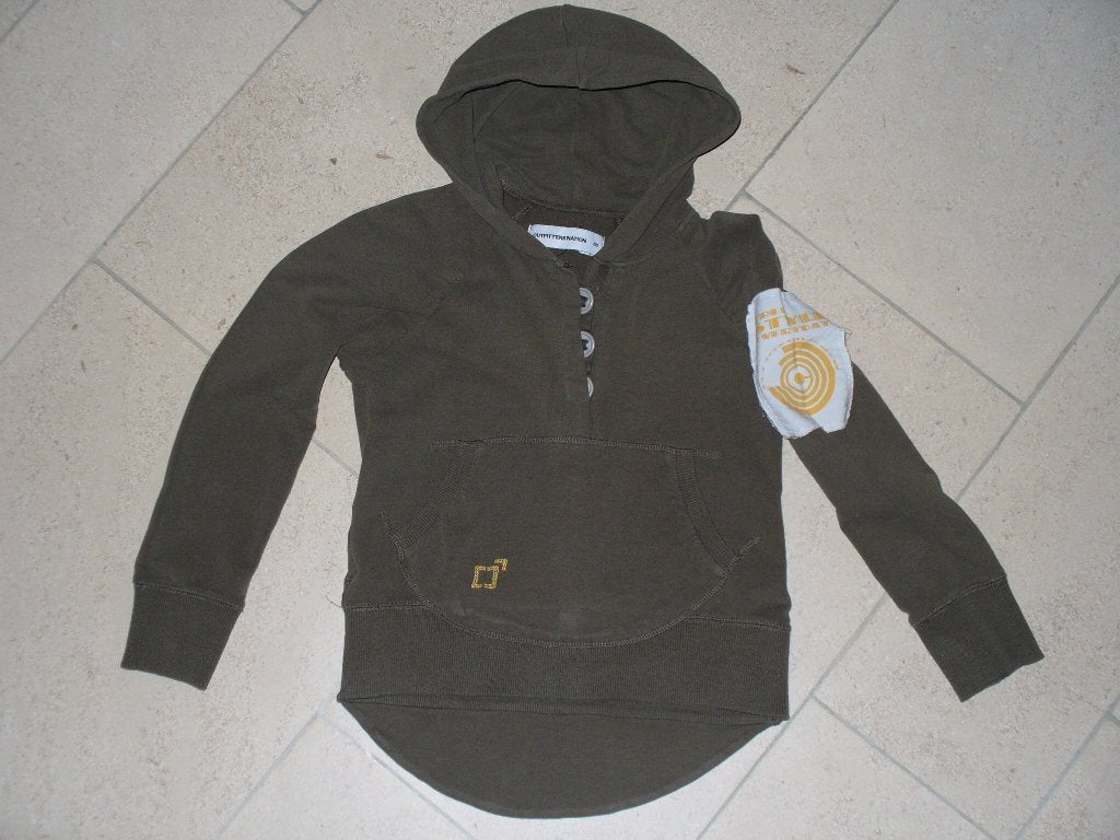 Tof bloesje Outfitters Nation maat 140, Kinderen en Baby's, Kinderkleding | Maat 140, Trui of Vest, Ophalen of Verzenden, Zo goed als nieuw
