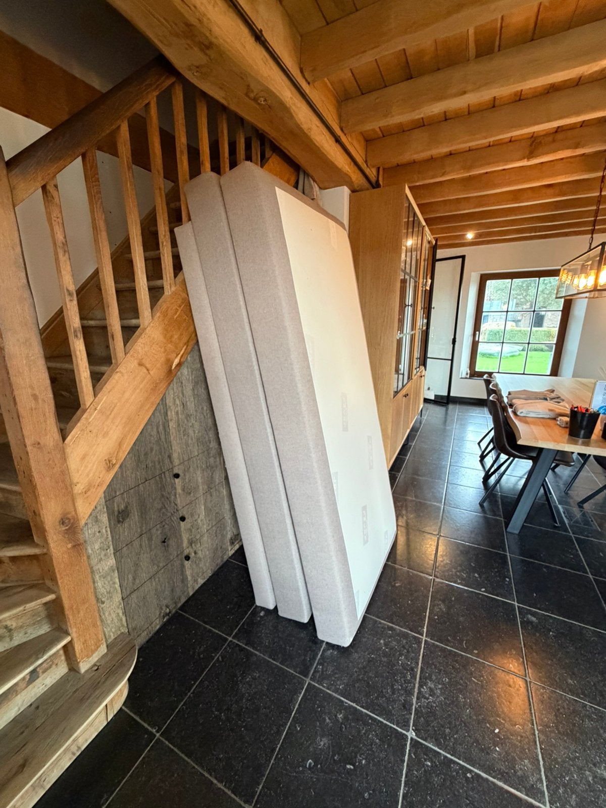 Boxspring merk Revor zonder matras, Ophalen, Gebruikt, Beige, Tweepersoons