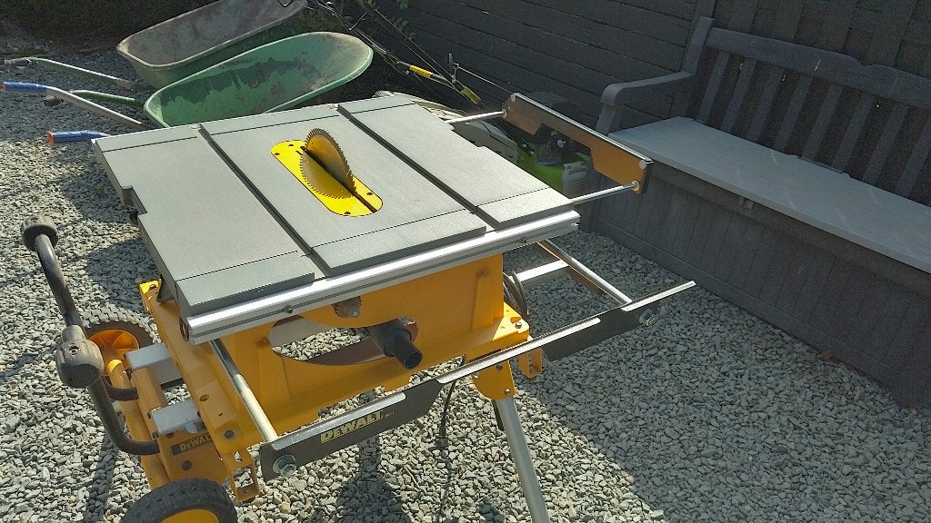 Dewalt zaagmachine met onderstel, Bricolage & Construction, Outillage | Scies mécaniques, De Walt, 1200 watts ou plus, 30 à 70 mm