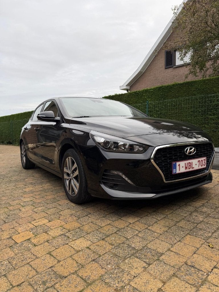 HYUNDAI I30 FASTBACK LIFE T-GDI 120 -  01/2019, Auto's, Voorwielaandrijving, 88 g/km, Leder, Particulier