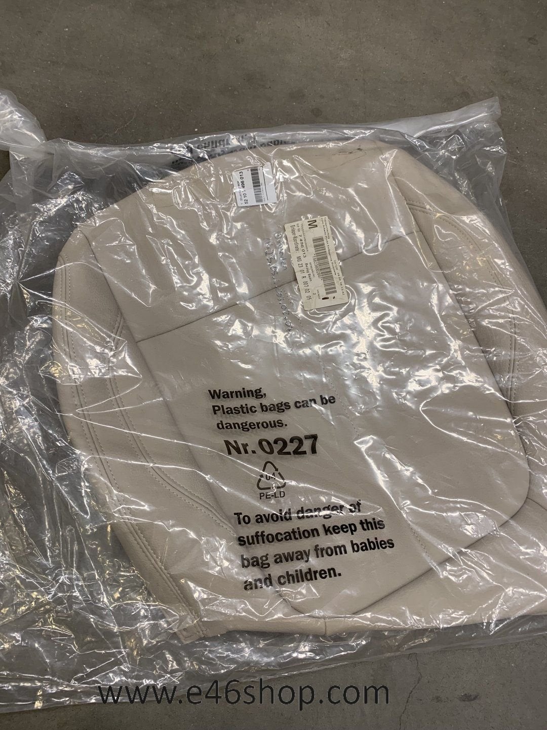Stoelbekleding BMW X1 F48 X2 F39 OE 52107496013 OYSTER, -, -, Nieuw, Ophalen of Verzenden