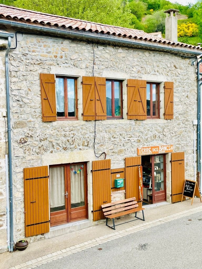 Maison de village en Ardèche, Immo, Maisons à vendre, Maison 2 façades, 100 m², France, Jusqu'à 200 m²