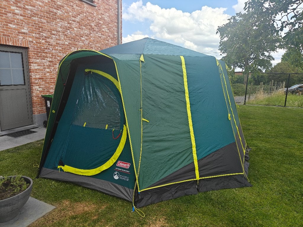 Tent Coleman octagon octagon 8 blackout inclusief tenttapijt, Ophalen, Zo goed als nieuw
