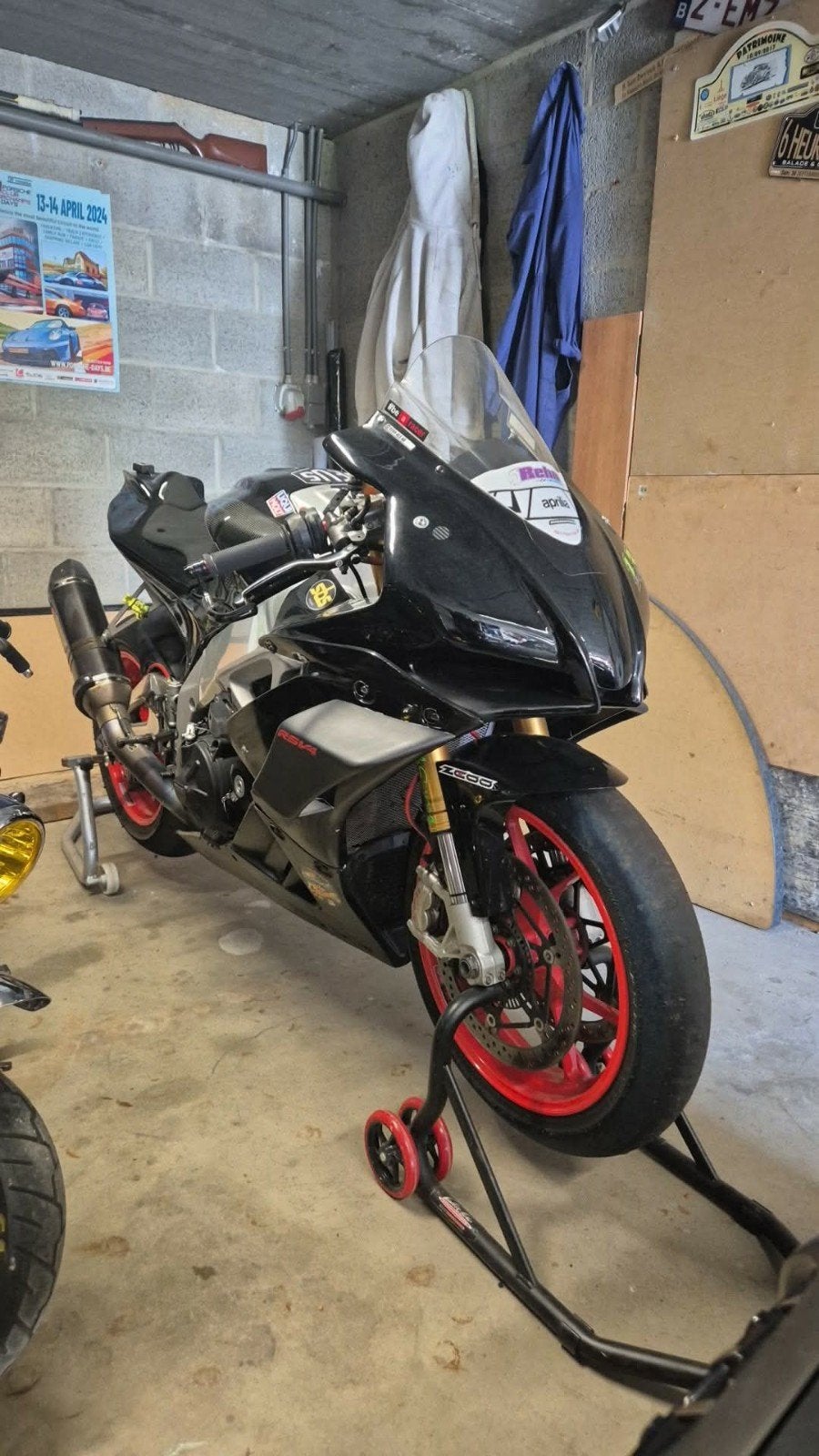 Aprilia rsv4 1000 rr 2018, Motos, Motos | Aprilia, Contrôle de traction, Super Sport, Particulier, 4 cylindres