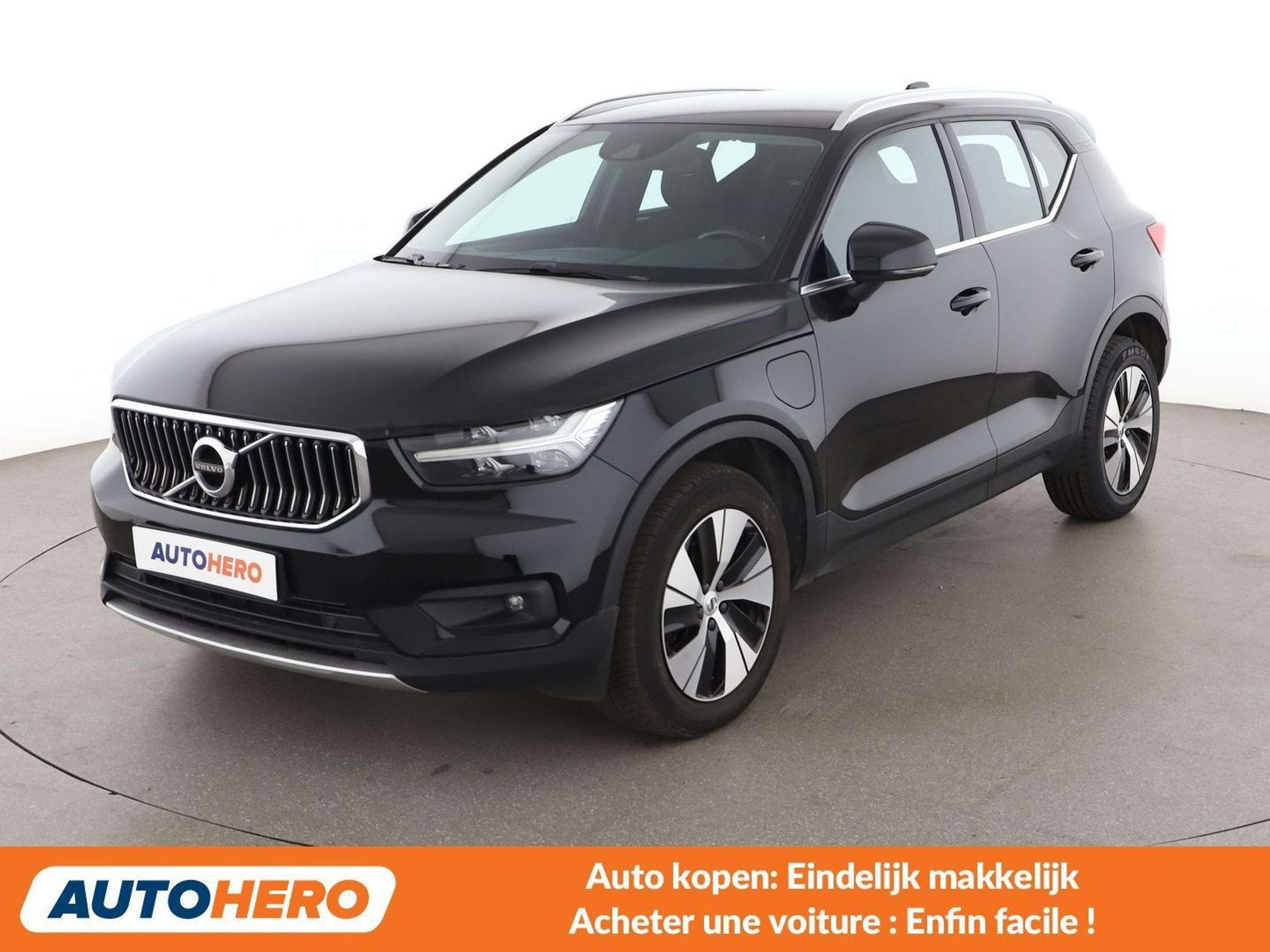 Volvo XC40 1.5 T4 Recharge Plug-in Hybrid Inscription Expr, Autos, Volvo, Détection des panneaux routiers, Achat, Noir, 5 portes
