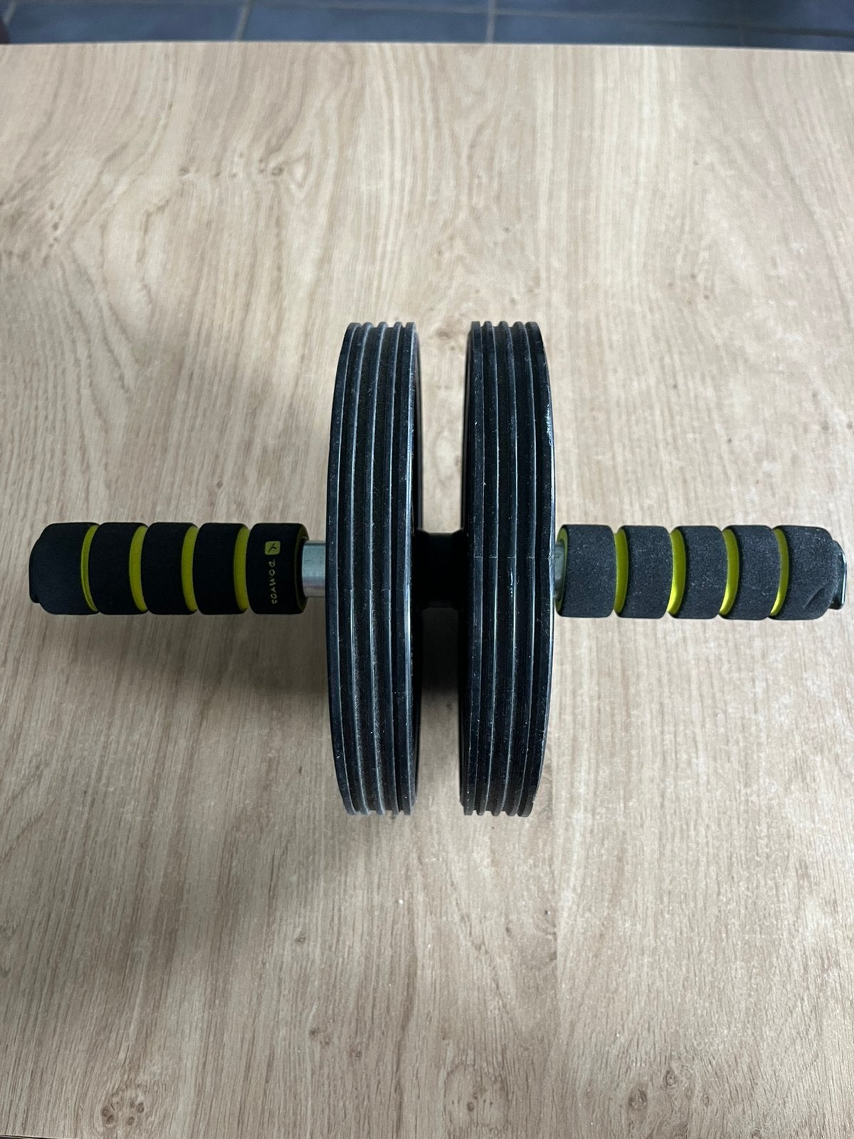 Roue abdos, Sports & Fitness, Équipement de fitness, Comme neuf, Abdominaux, Enlèvement ou Envoi