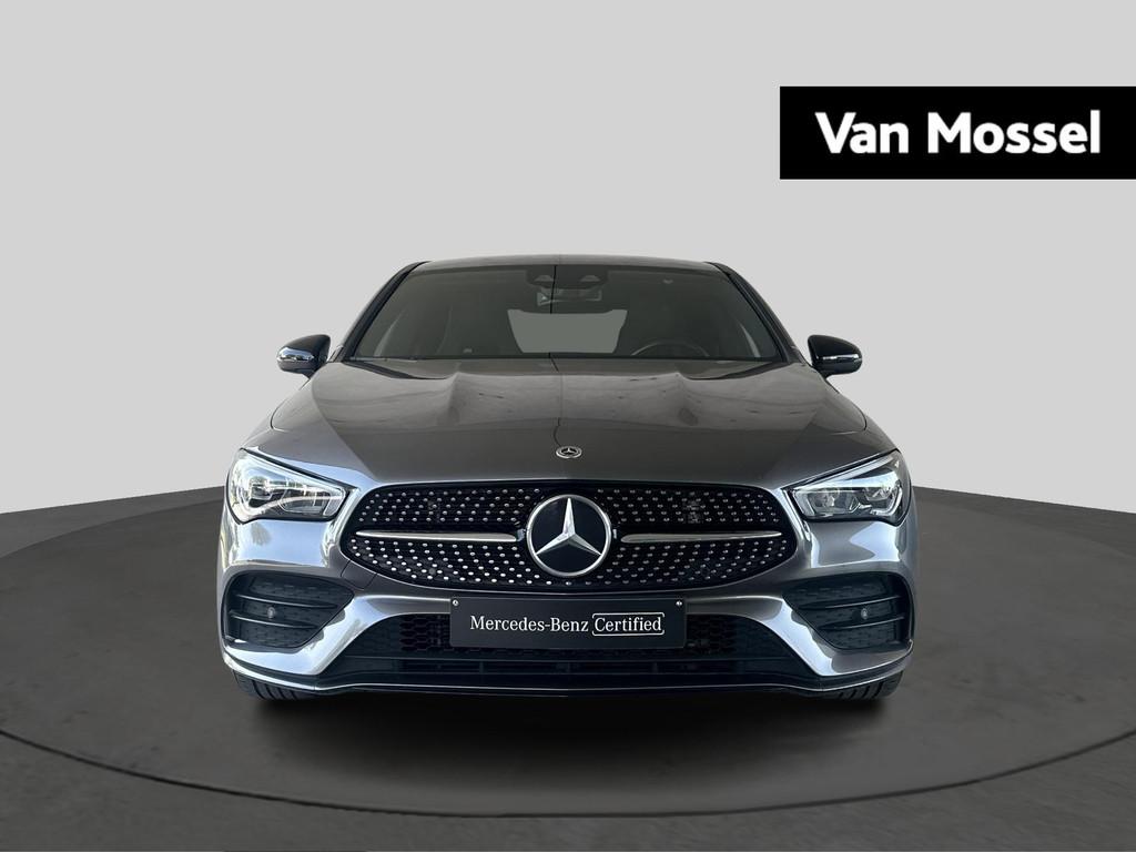 Mercedes-Benz CLA 180 AMG Line Coupé + CARPLAY + NIGHTPAKKE, Auto's, Stof, Gebruikt, 4 cilinders, 136 pk