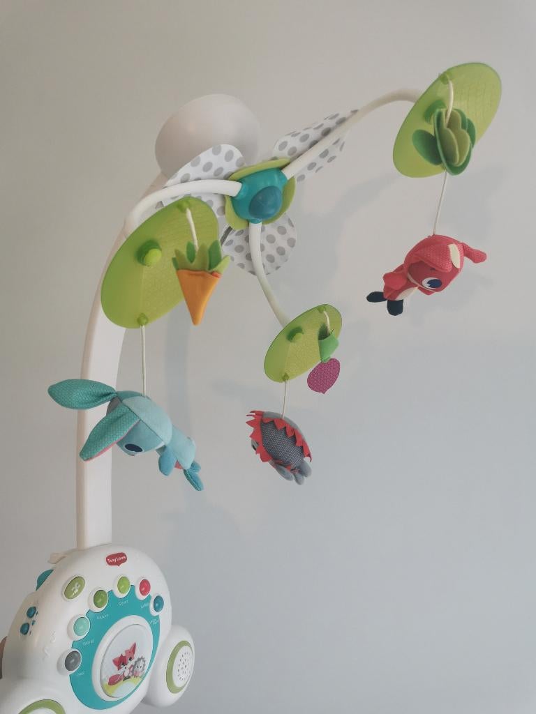 baby muziek mobiel Tiny Love, Kinderen en Baby's, Ophalen, Zo goed als nieuw, Mobiel, Met licht
