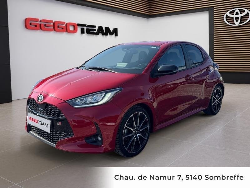 Toyota Yaris GR Sport 1.5HSD, Autos, Rouge, Achat, Euro 6, Entreprise