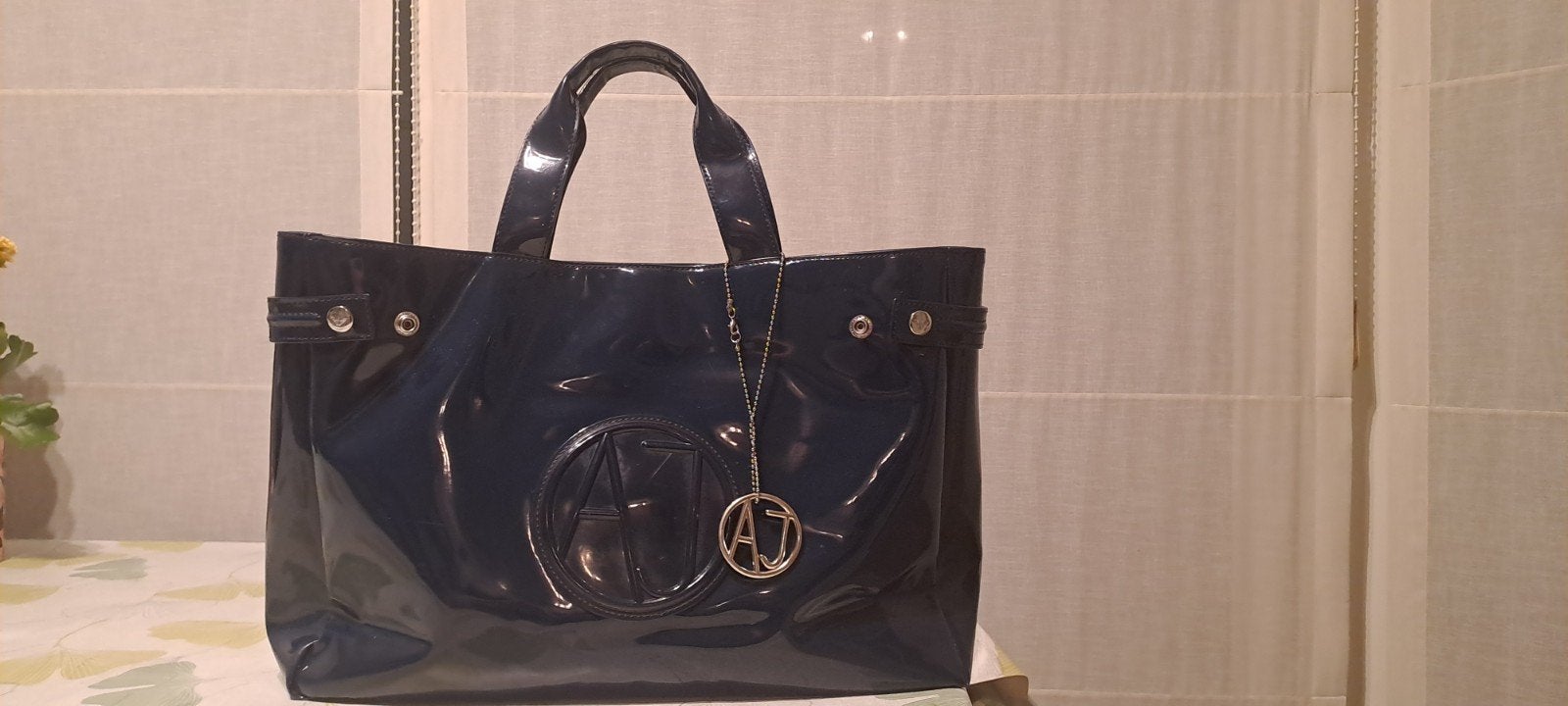 Handtas blauw Armani jeans, Bijoux, Sacs & Beauté, Sacs | Sacs Femme, Enlèvement, Bleu, Sac à main