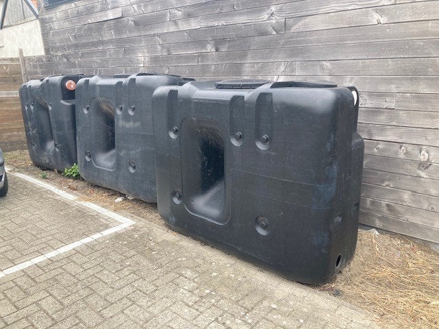 Regenwaterput, 150 liter of meer, Ophalen, Gebruikt, Kunststof