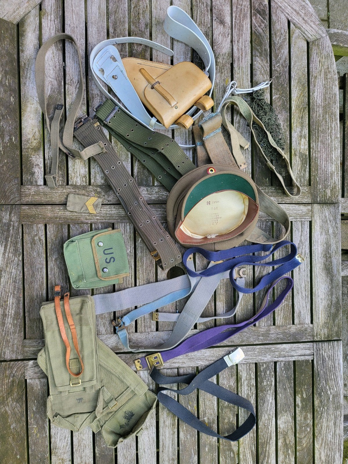 Lot militaria Belgisch Leger, Ophalen of Verzenden