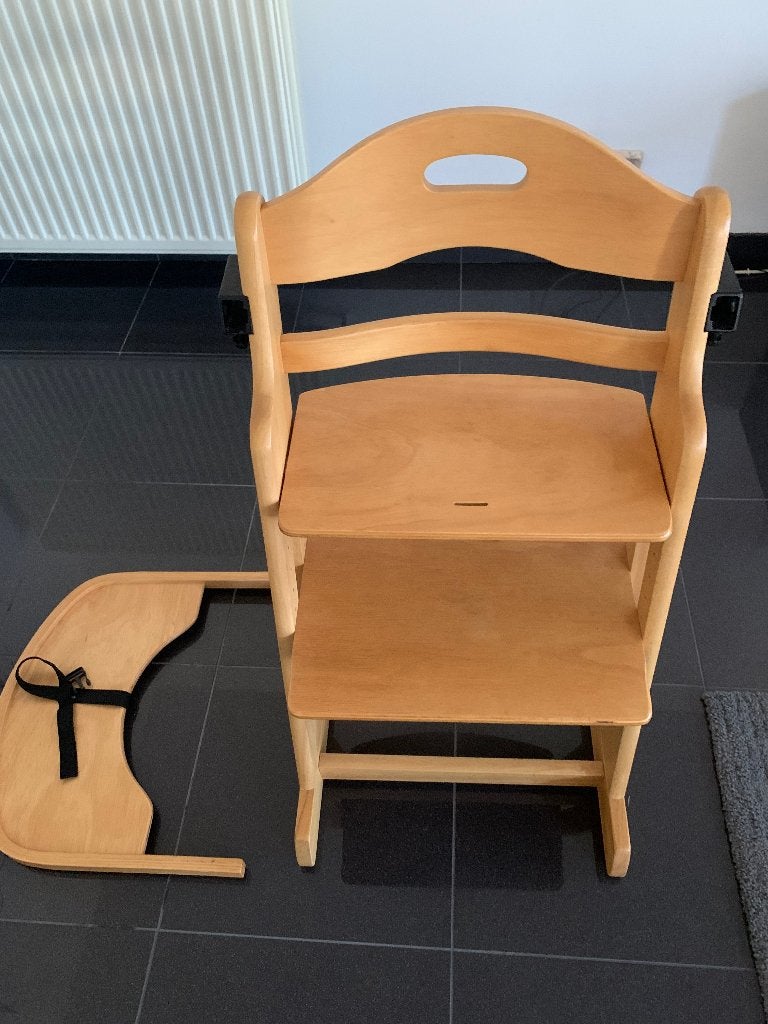 Kinderstoel, Ophalen, Zo goed als nieuw, Meegroeistoel, Aanschuifbaar