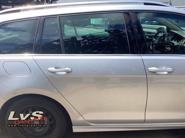 Portière 4portes arrière droite d'un Volkswagen Golf (LA7W, Autos : Pièces & Accessoires, Carrosserie & Tôlerie, Volkswagen, -