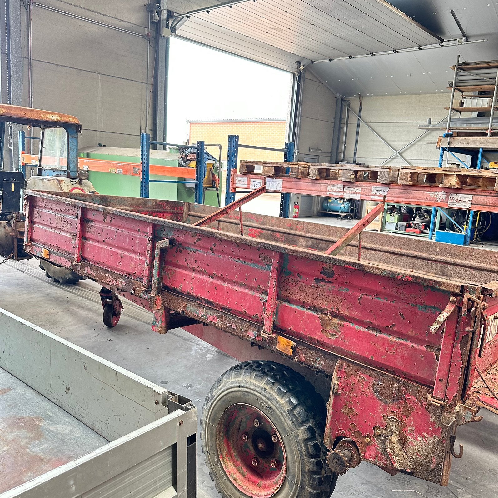 Mestkar cavero, Zakelijke goederen, Landbouw | Werktuigen, Ophalen