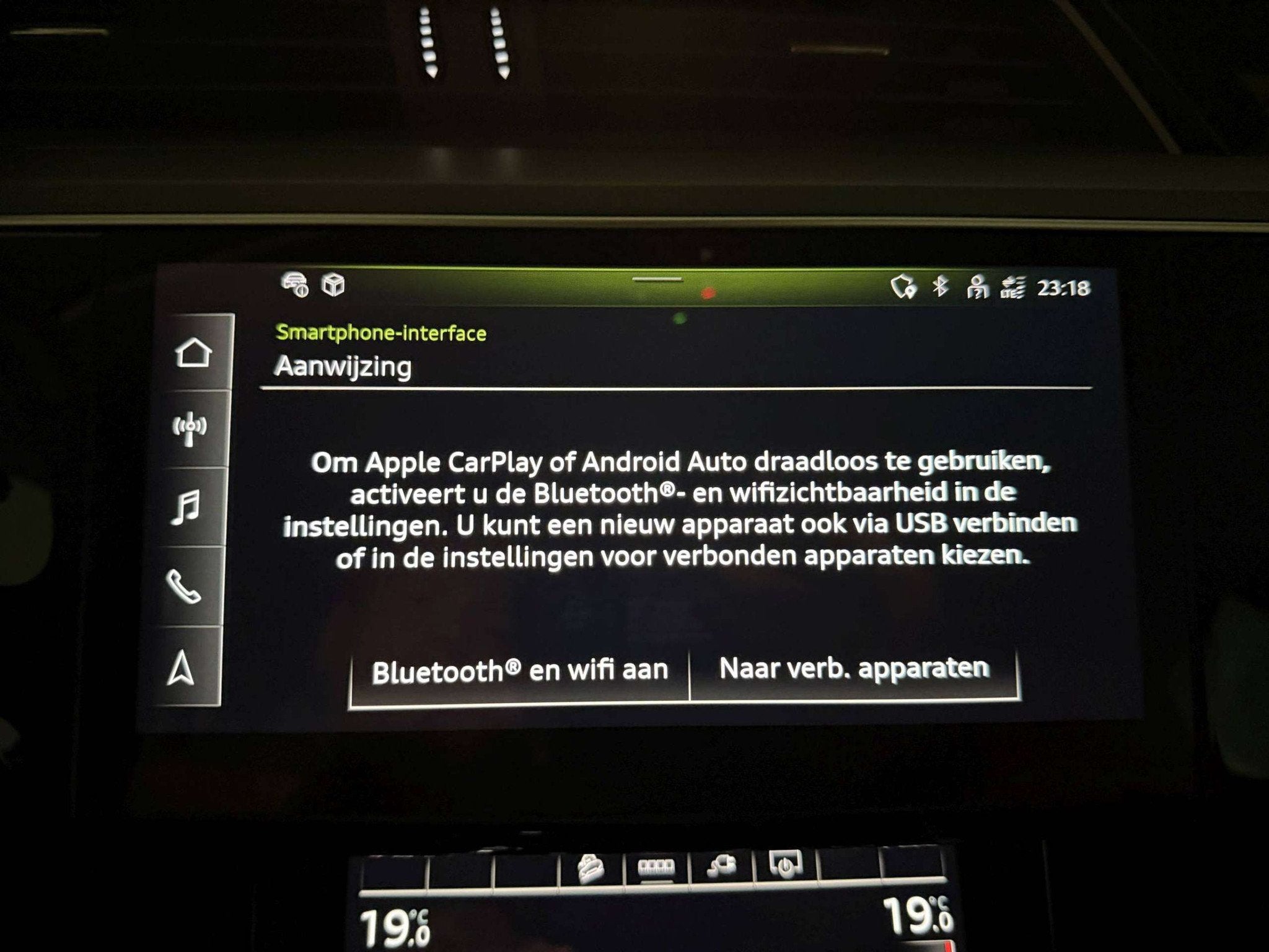 Audi Q8 e-tron 340PK QUATTRO * RS ZETELS * CAR PLAY * LED *, Auto's, Automaat, 479 km, Gebruikt, 340 pk