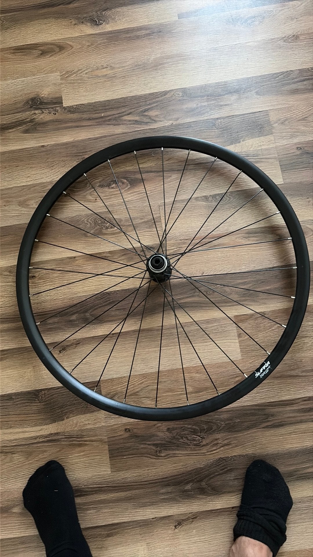 Shimano WH-RS171-CL voorwiel – Racefiets Disc – 700c, Fietsen en Brommers, Ophalen, Zo goed als nieuw, Racefiets