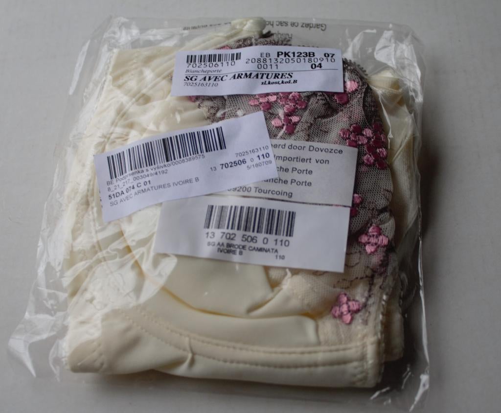 Nieuwe Bh Ivoor kleur Blancheporte 110B in verpakking, Blancheporte, Ophalen of Verzenden, Beige, BH