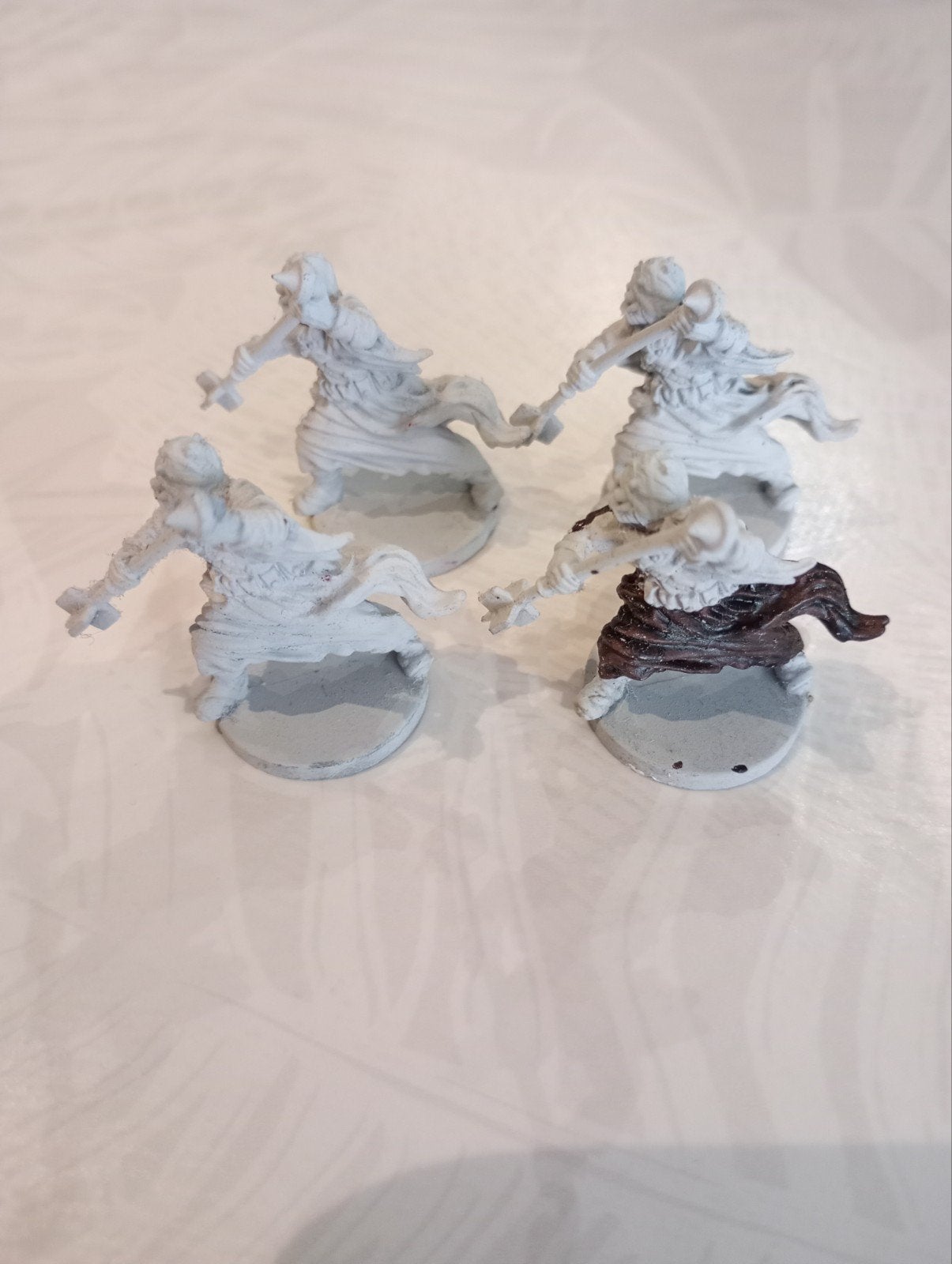 Lot de 4 figurines Ghoul Gravecaller (Lich Lords Crypt), Enlèvement ou Envoi