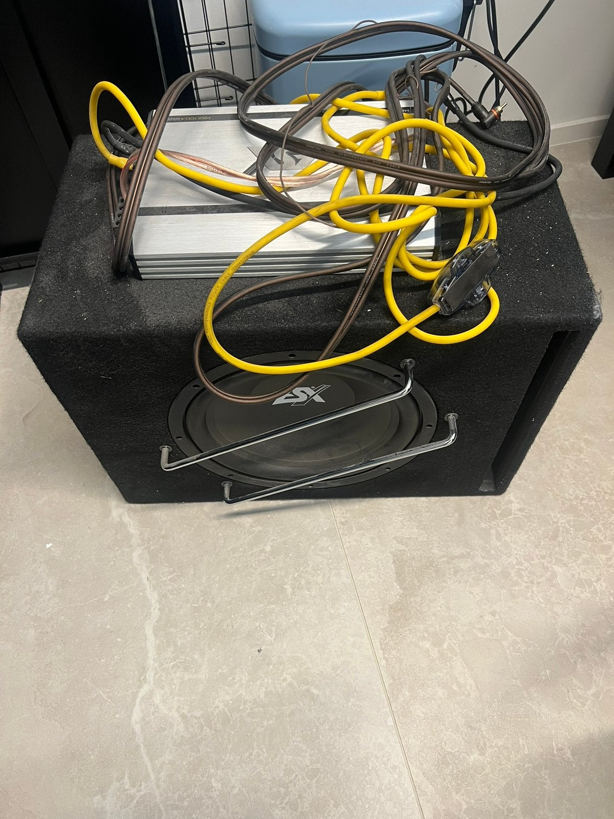 Subwoofer, Auto diversen, Ophalen, Zo goed als nieuw