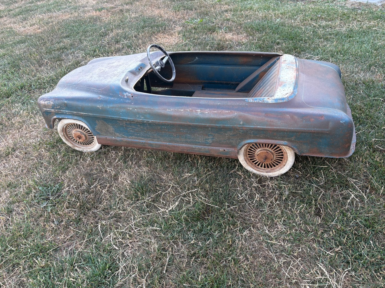 Voiture à pédales, Enlèvement