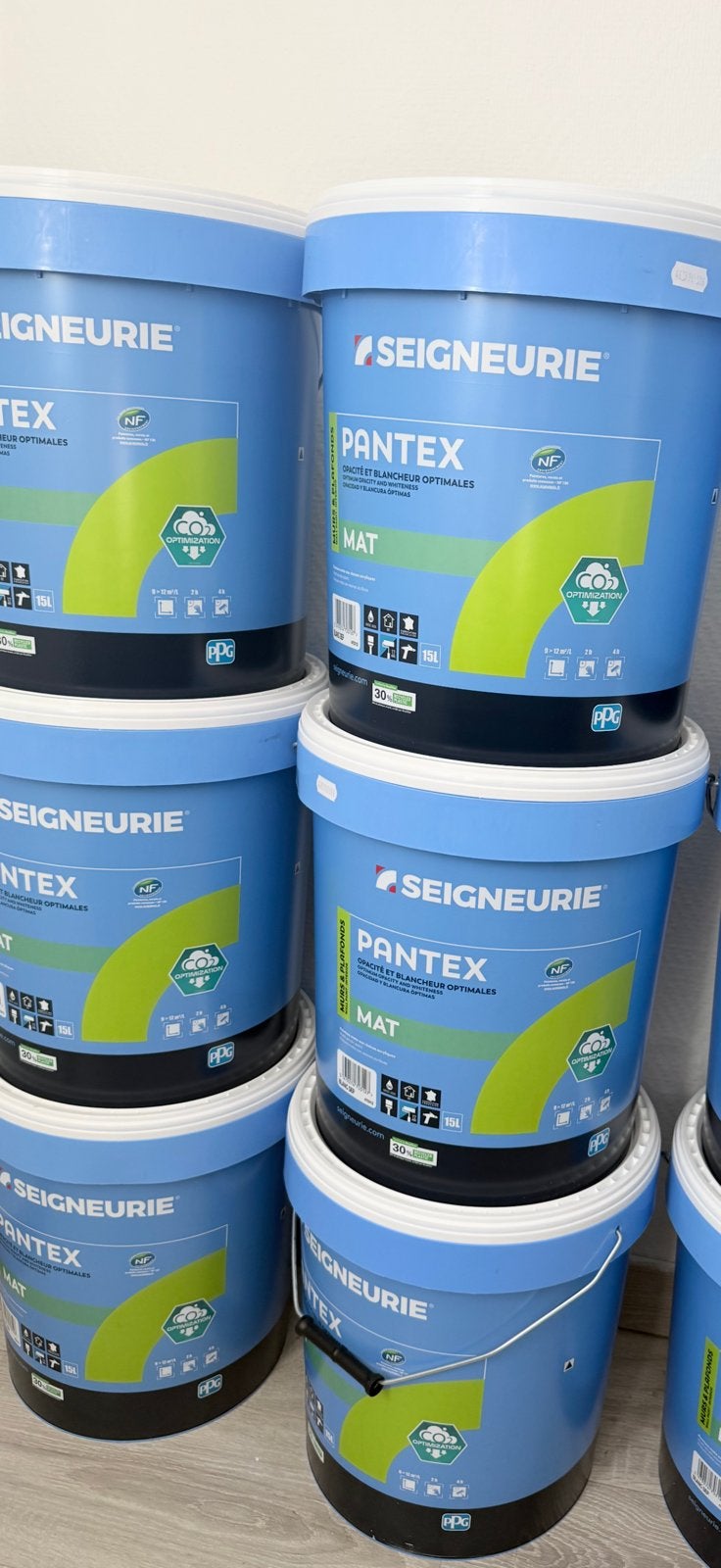 Vend peinture seigneurie mat et velours, Bricolage & Construction, Peinture, Vernis & Laque, Enlèvement ou Envoi, Neuf, Blanc