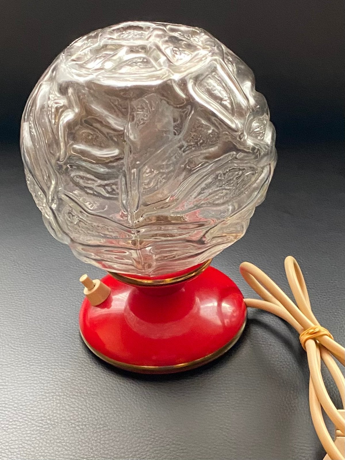 Vintage bedlamp uit 1960 - 1970, prijs: 25€, Antiek en Kunst, Kunst | Designobjecten, Lamp, Glas, Rood, Ophalen of Verzenden