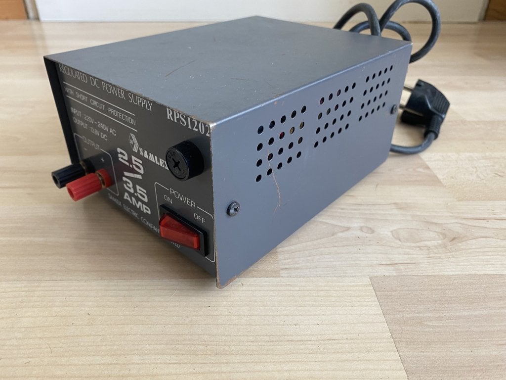Regulated 12volt Supply., Ophalen of Verzenden, Gebruikt