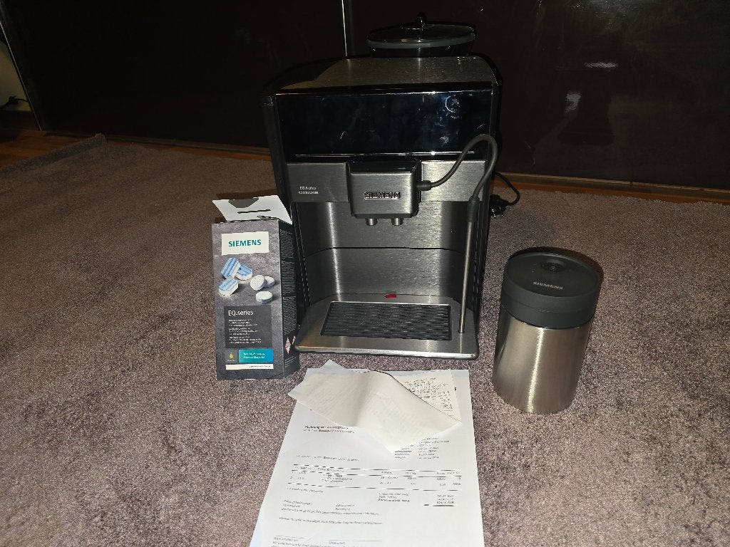 maschine a kaffee, Ophalen, Espresso apparaat, Zo goed als nieuw, 2 tot 4 kopjes