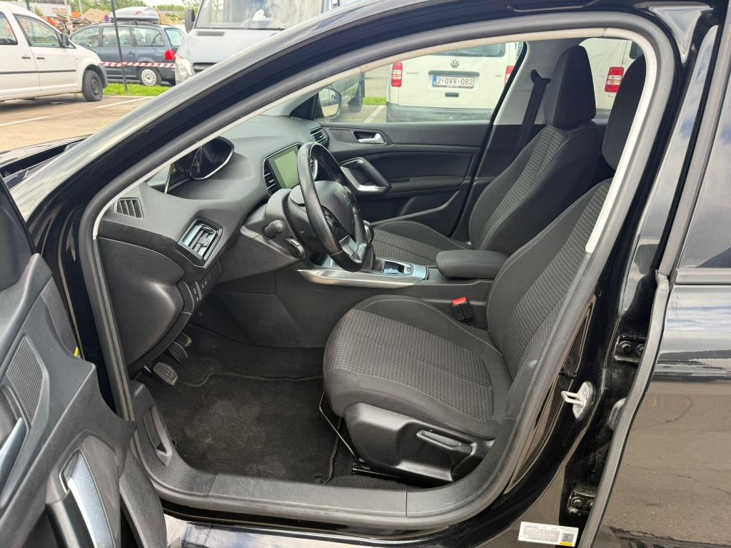 Peugeot 308 (Stock ID 26132) — 19