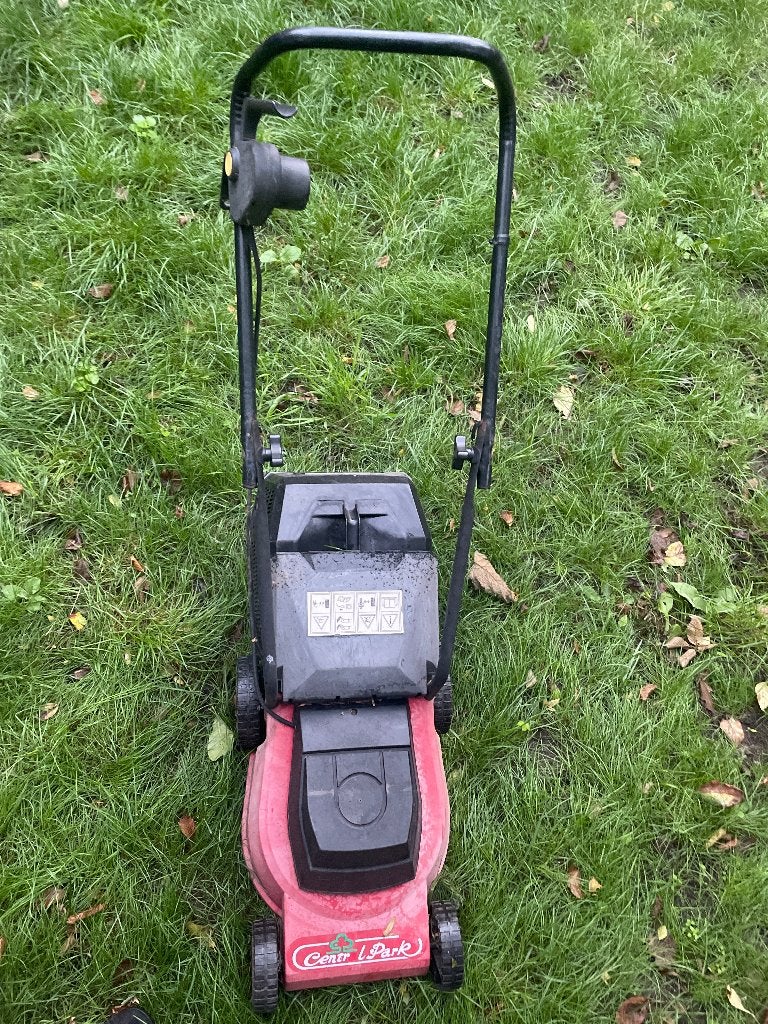 Grasmachine, Tuin en Terras, Ophalen, Gebruikt