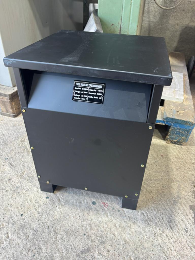 Transformateur électrique 10kva, Ophalen, Zo goed als nieuw