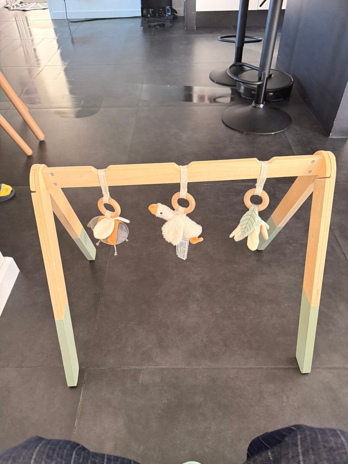 Little Dutch houten babygym met 3 speeltjes — Little Goose, Ophalen of Verzenden, Zo goed als nieuw