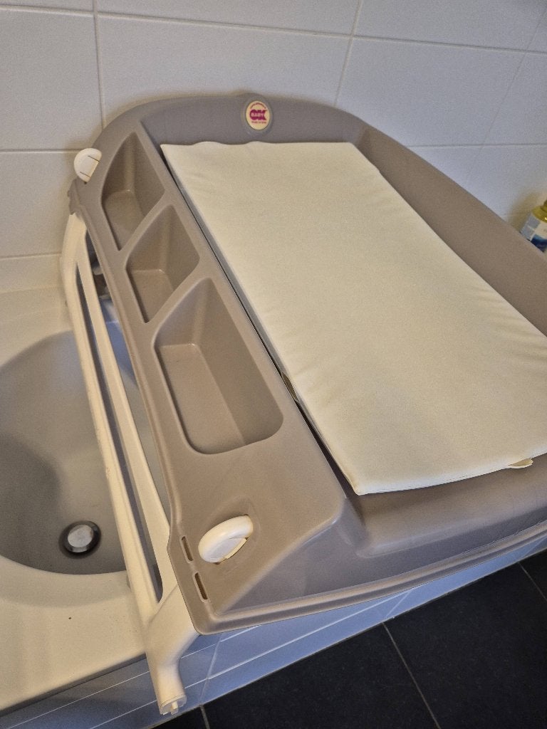 Ok Baby Luiertafel boven bad, Ophalen, Gebruikt, Aankleedkussen, Overige merken