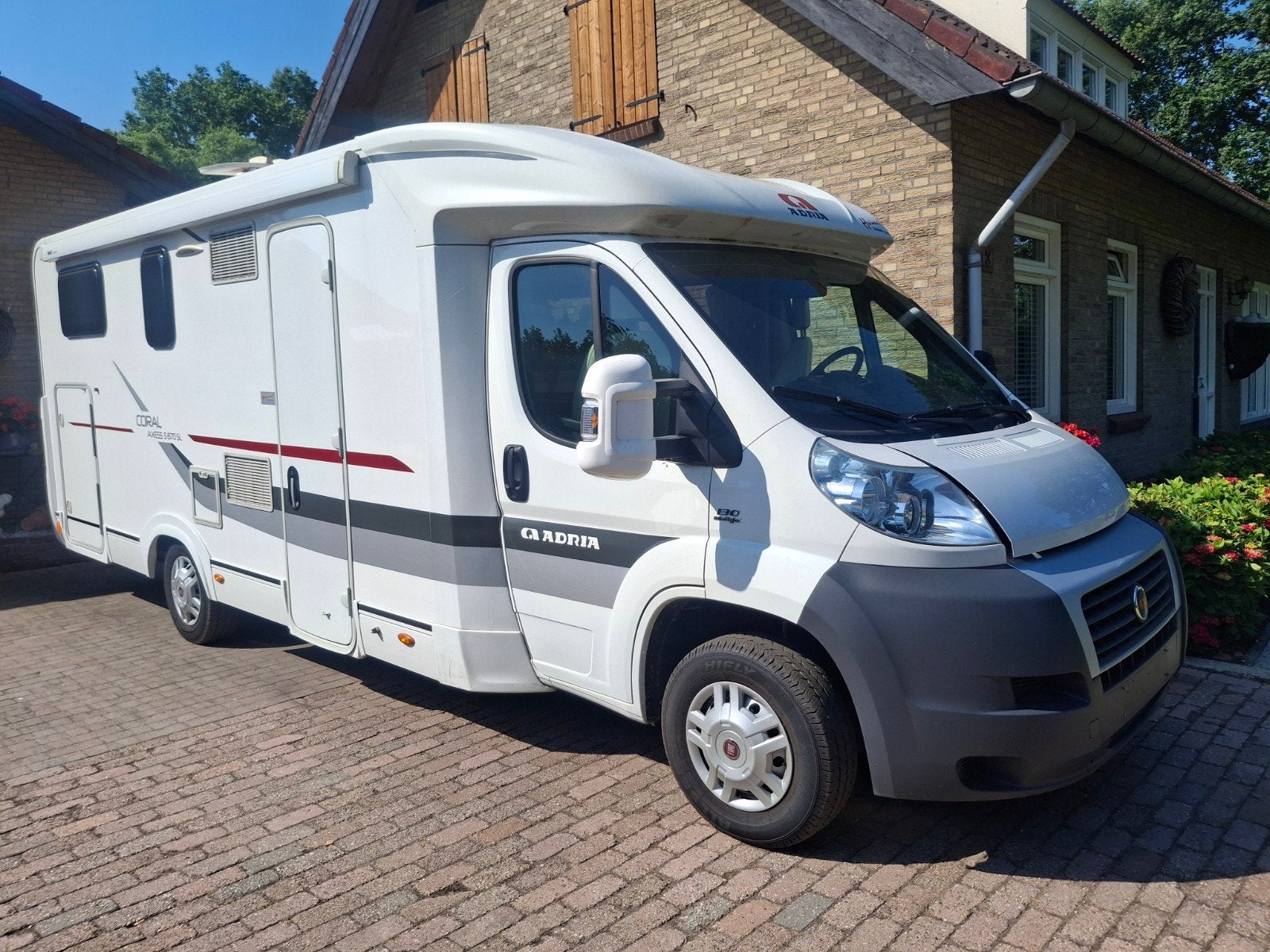 Adria 670  aparte bedden 64000 km bj 2013, Entreprise, Adria, Fiat