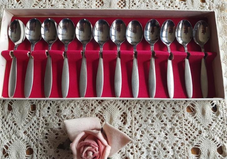 12 Vintage advokaatlepeltjes/ likeurlepeltjes in doos, Amefa, -, Utilisé, -, Inox ou Chrome
