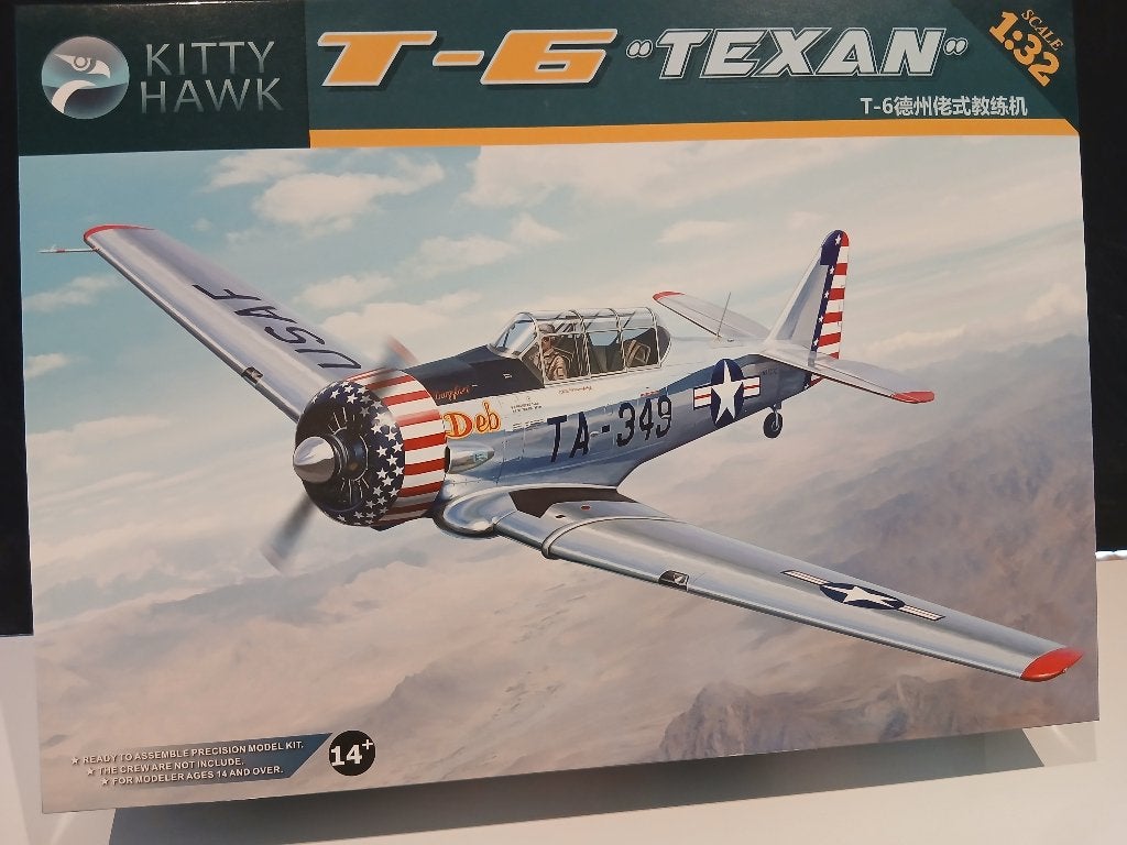 Kitty Hawk (KH32001): T-6 Texan / Harvard au 1:32, Hobby & Loisirs créatifs, Neuf, Enlèvement ou Envoi, Avion, Plus grand que 1:72